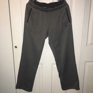 3/$20 Nike Therma- Fit Sweatpants